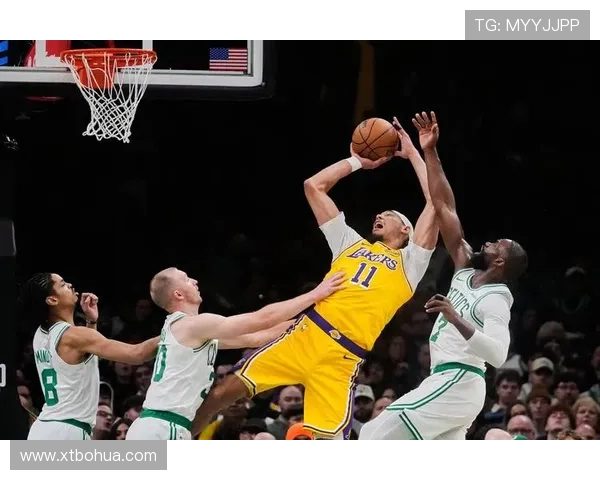 逆转未果东詹55分湖人负快船